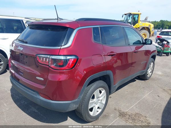 2022 JEEP COMPASS LATITUDE 4X4 — I4
