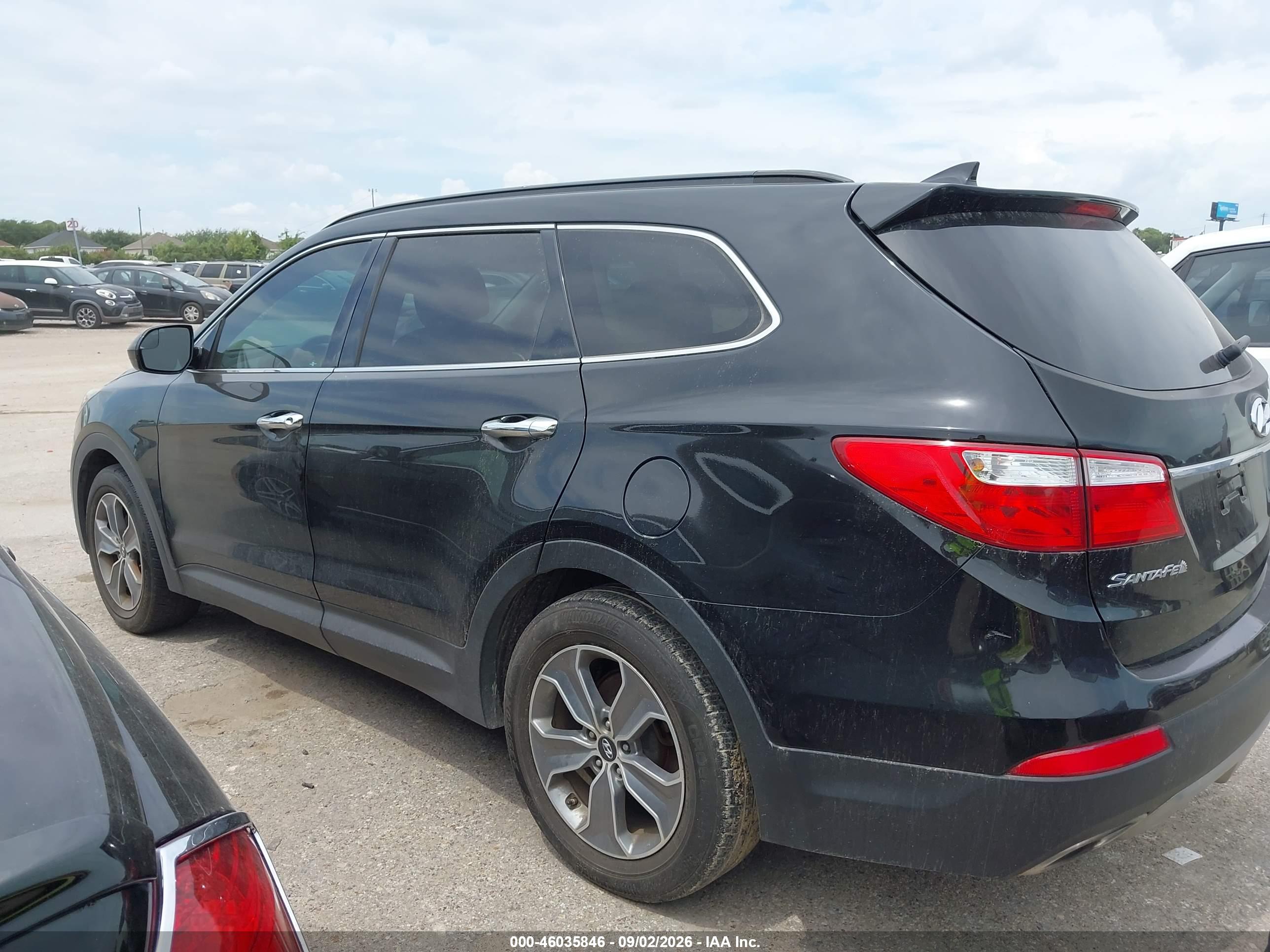 2016 HYUNDAI SANTA FE SE