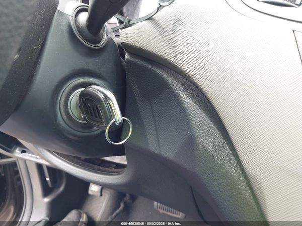 2016 HYUNDAI SANTA FE SE