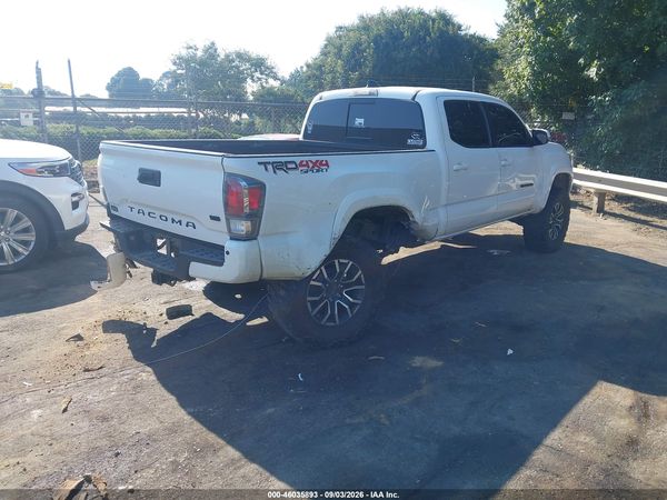 2022 TOYOTA TACOMA TRD SPORT — I4
