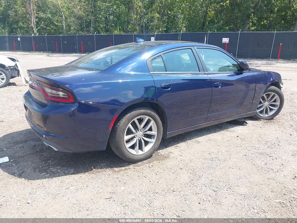 2015 DODGE CHARGER SXT — I4