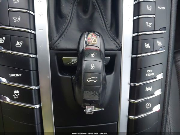 2017 PORSCHE MACAN S
