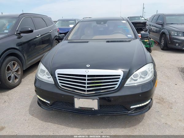 2012 MERCEDES-BENZ S 550 S550