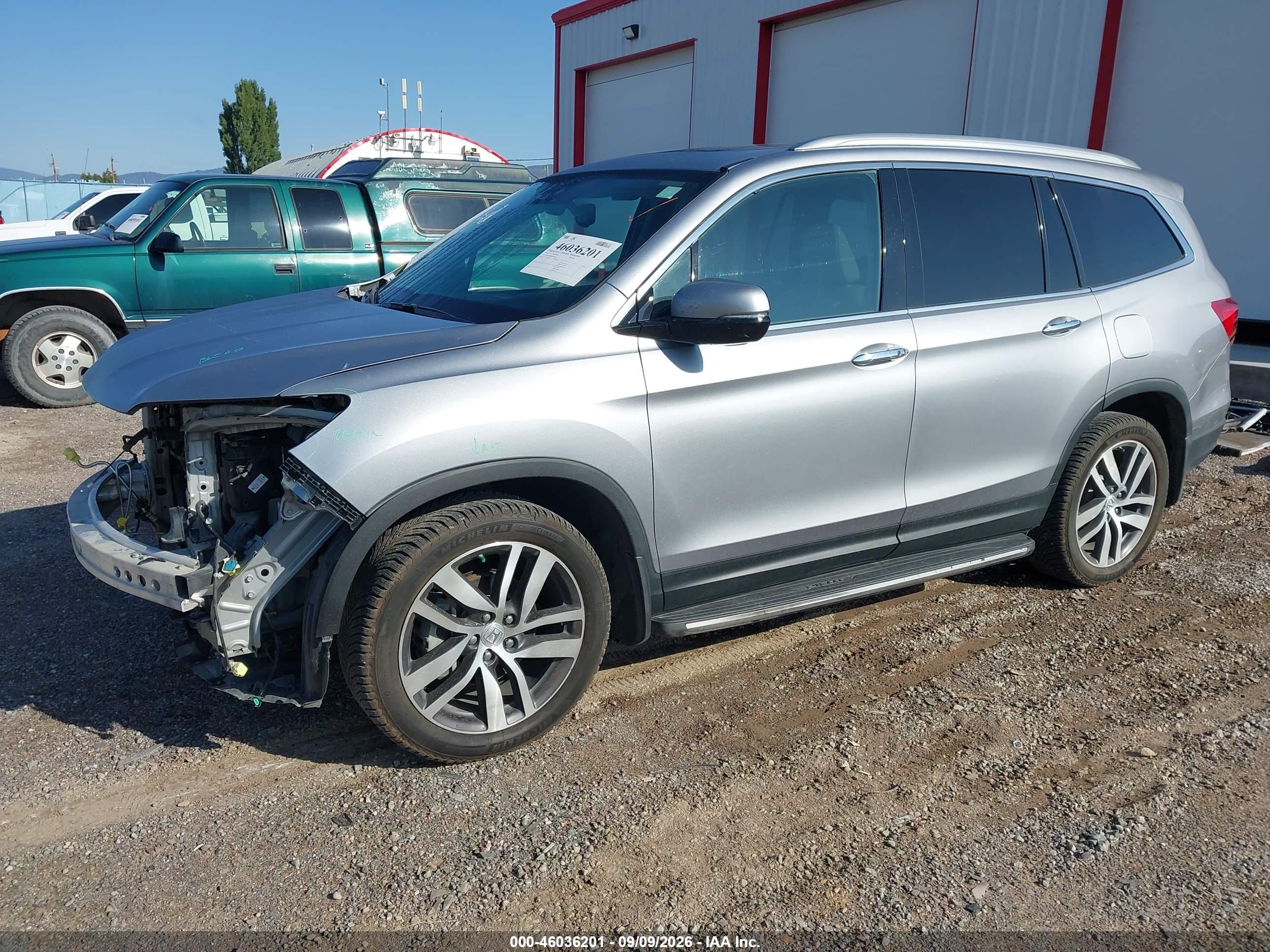 2016 HONDA PILOT ELITE — I2