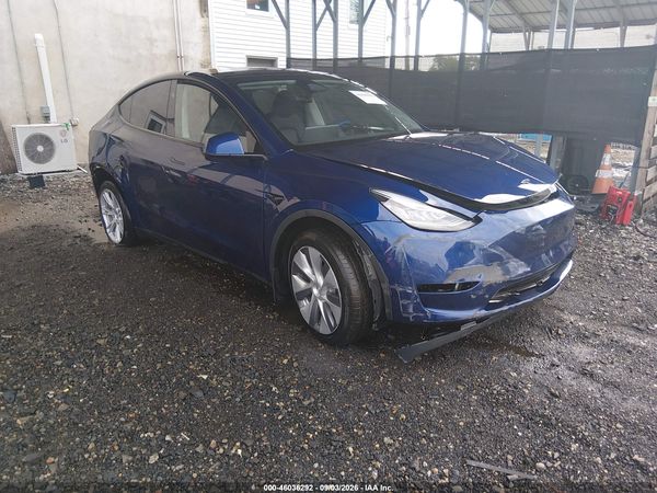 2023 TESLA MODEL Y — I1