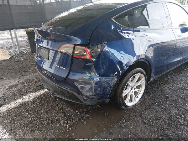 2023 TESLA MODEL Y — I6
