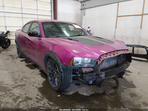 2014 DODGE CHARGER R/T — I1