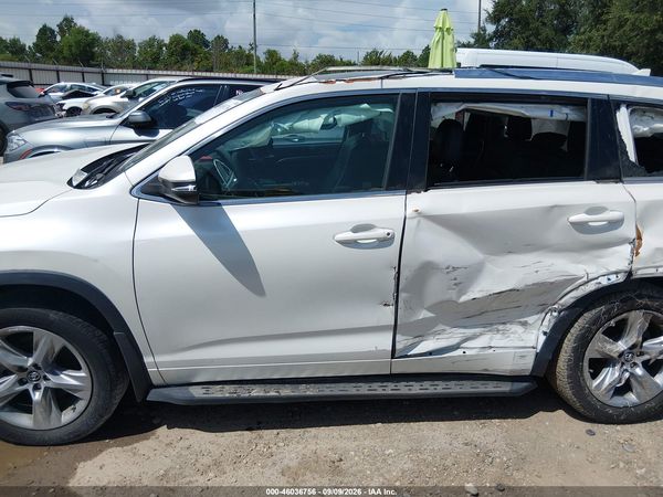 2017 TOYOTA HIGHLANDER LIMITED — I117