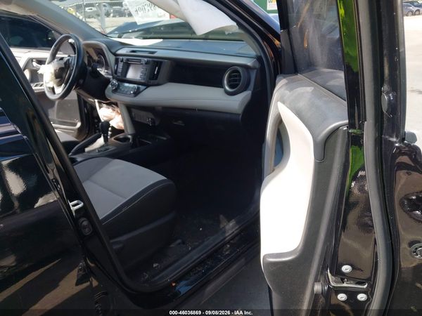 2018 TOYOTA RAV4 XLE — I5