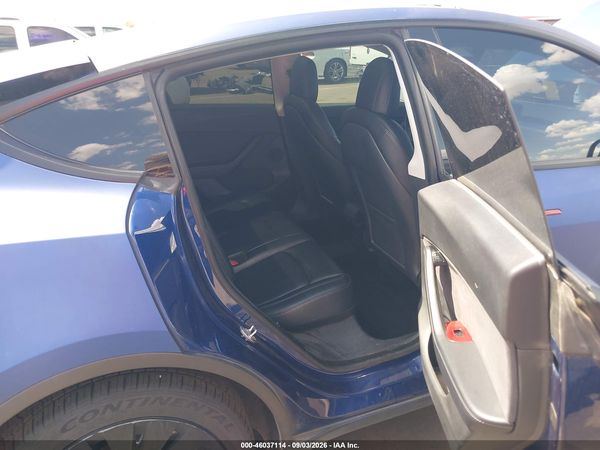 2020 TESLA MODEL Y — I8
