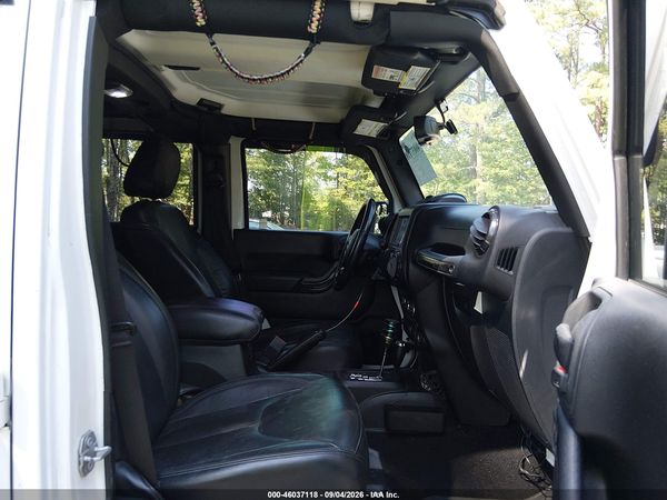2017 JEEP WRANGLER UNLIMITED SMOKY MOUNTAIN 4X4 — I5
