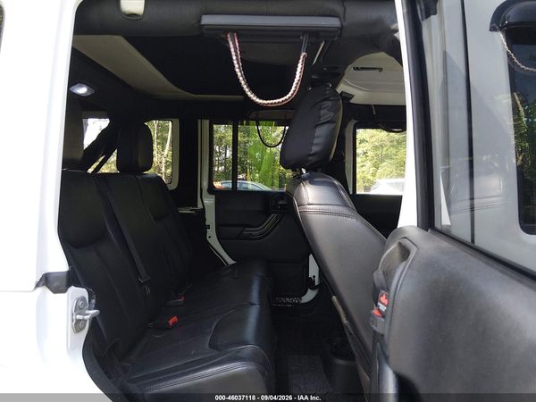 2017 JEEP WRANGLER UNLIMITED SMOKY MOUNTAIN 4X4 — I8