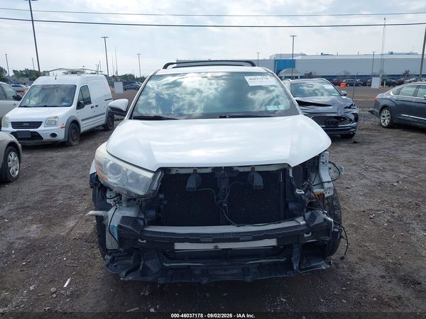 2016 TOYOTA HIGHLANDER LE PLUS V6