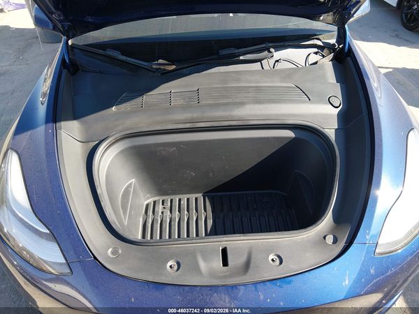 2021 TESLA MODEL Y — I10