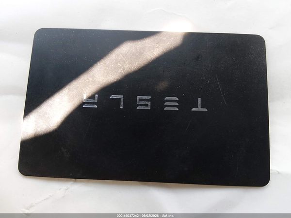 2021 TESLA MODEL Y — I11