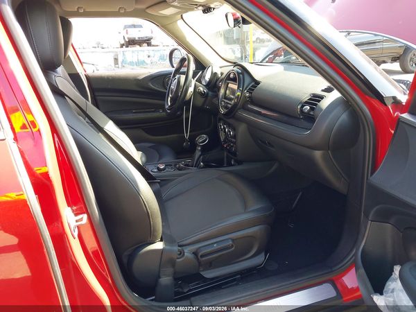 2016 MINI CLUBMAN COOPER