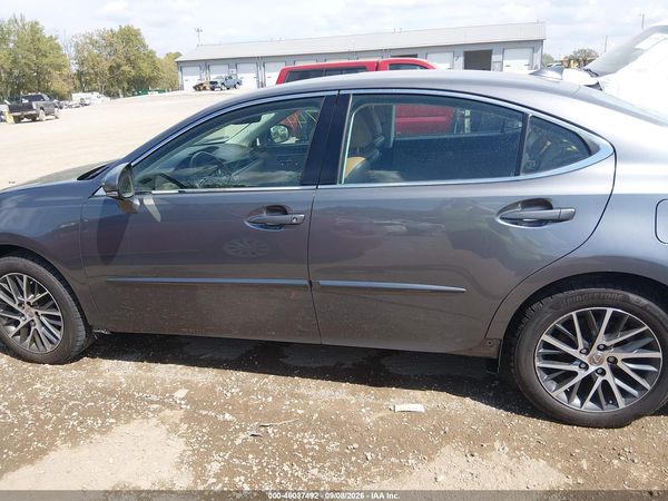 2017 LEXUS ES 350 — I117