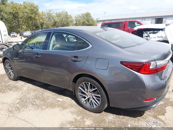 2017 LEXUS ES 350 — I152