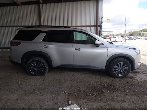 2025 NISSAN PATHFINDER SV FWD