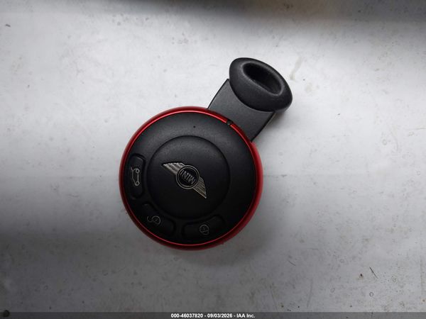 2016 MINI COUNTRYMAN JOHN COOPER WORKS — I11