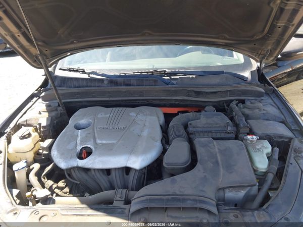 2016 KIA OPTIMA HYBRID GL - Middle-low