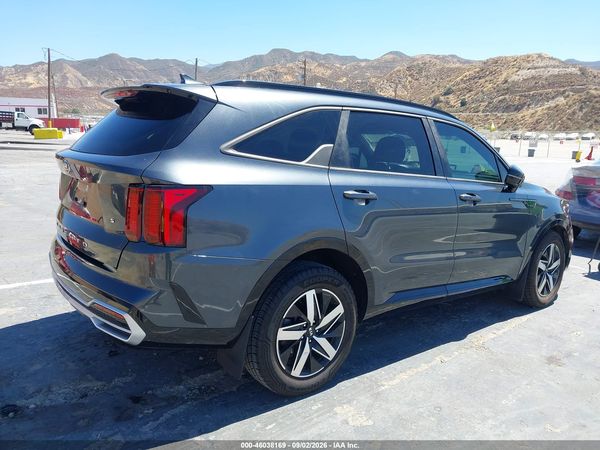 2021 KIA SORENTO S — I4