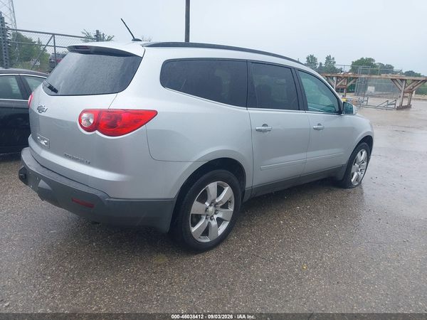 2012 CHEVROLET TRAVERSE 1LT — I4