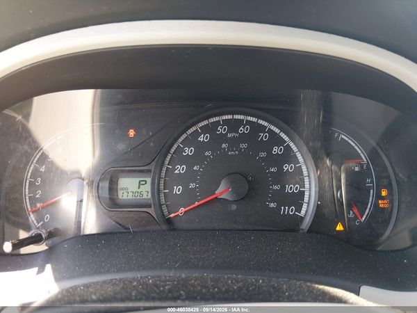 2012 TOYOTA SIENNA LE V6 8 PASSENGER — I7