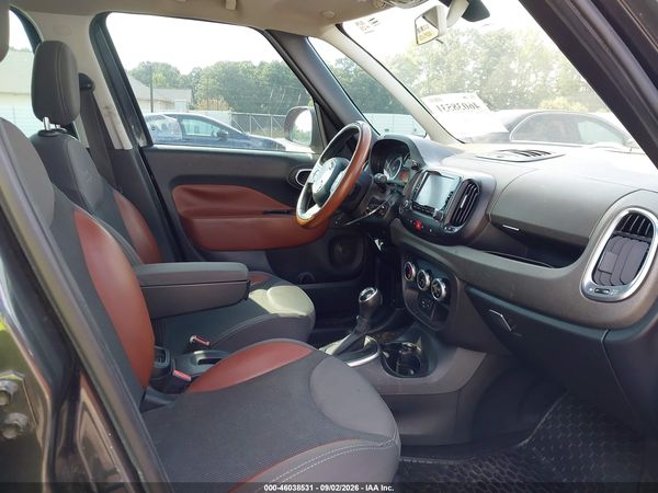 2014 FIAT 500L TREKKING — I5