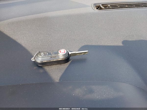 2014 FIAT 500L TREKKING — I11