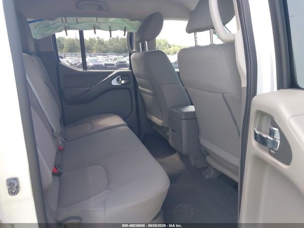2019 NISSAN FRONTIER SV