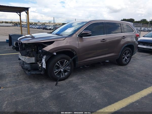 2017 TOYOTA HIGHLANDER — I2