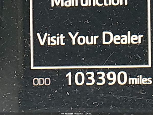 2017 TOYOTA HIGHLANDER LE — I118