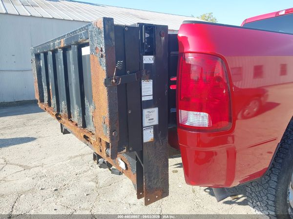 2016 RAM 2500 TRADESMAN — I71