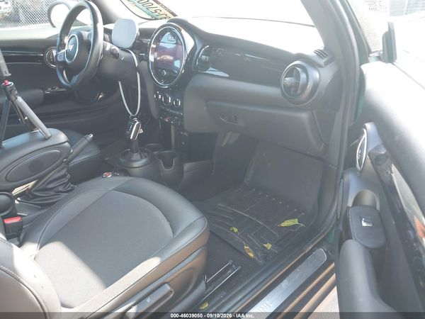 2022 MINI CONVERTIBLE COOPER