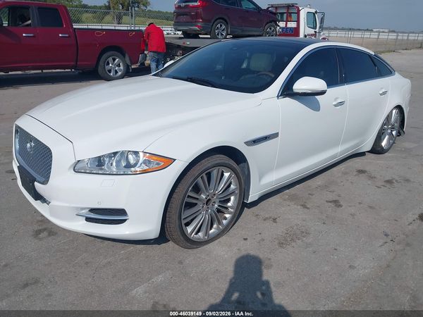 2013 JAGUAR XJ — I2