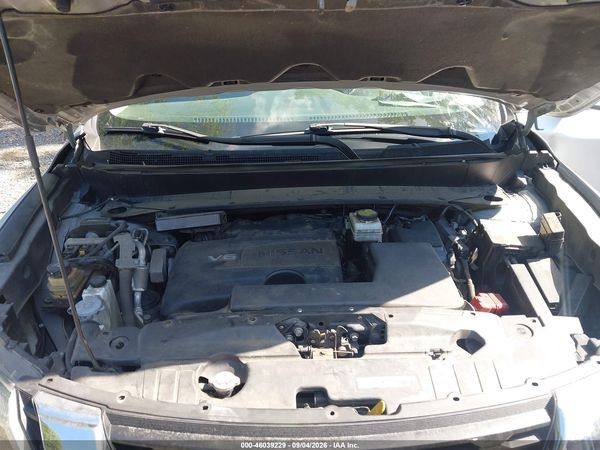 2019 NISSAN PATHFINDER SV — I10