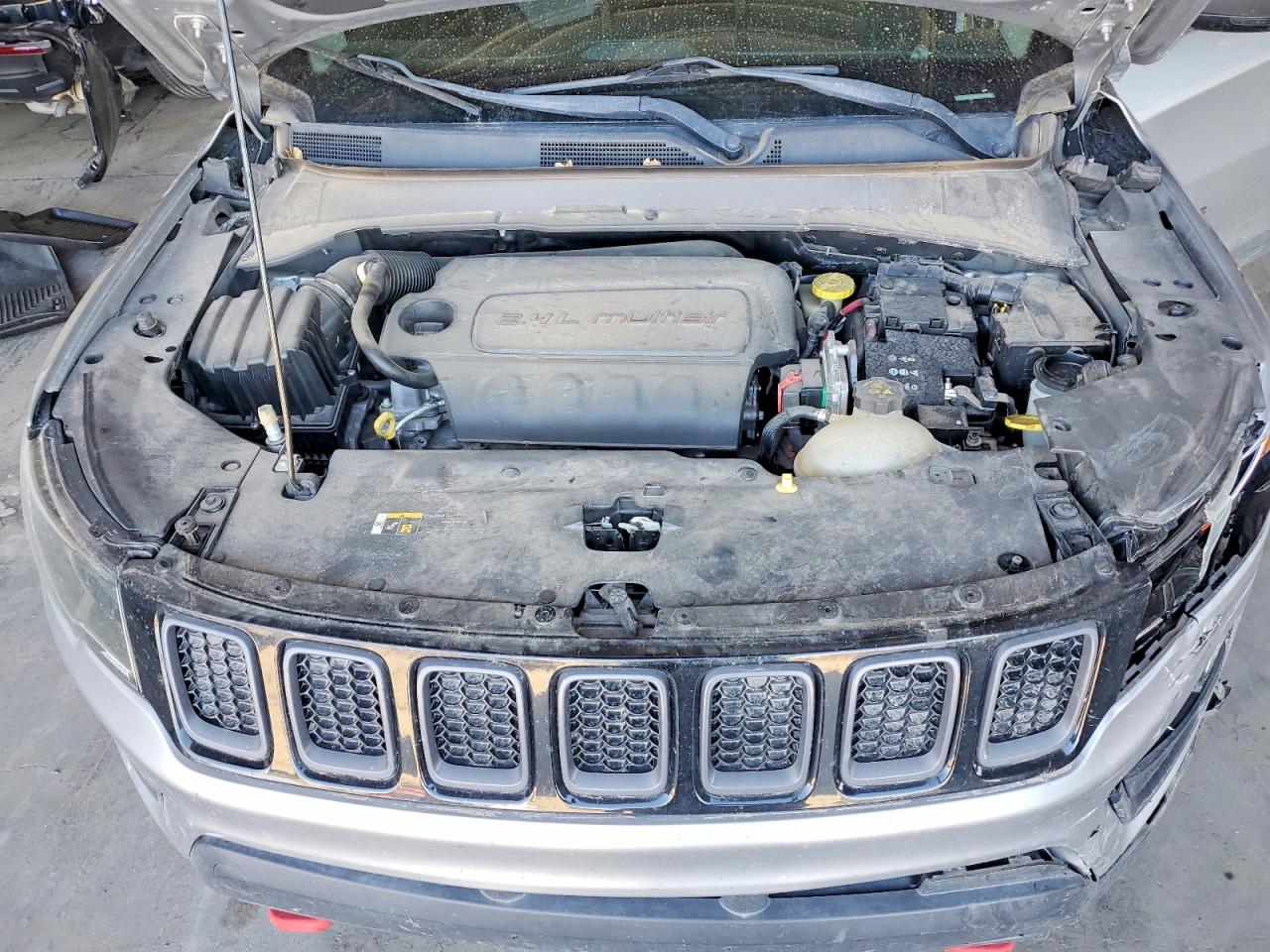 2017 JEEP COMPASS TRAILHAWK 4X4