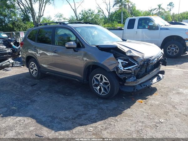 2023 SUBARU FORESTER PREMIUM — I1