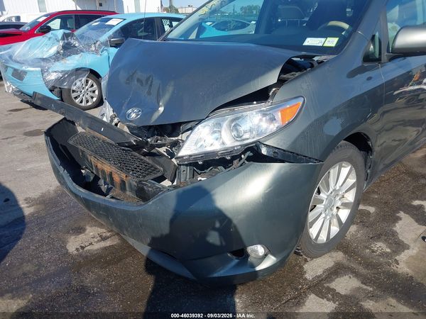 2012 TOYOTA SIENNA XLE 7 PASSENGER — I6