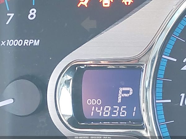 2012 TOYOTA SIENNA XLE 7 PASSENGER — I118