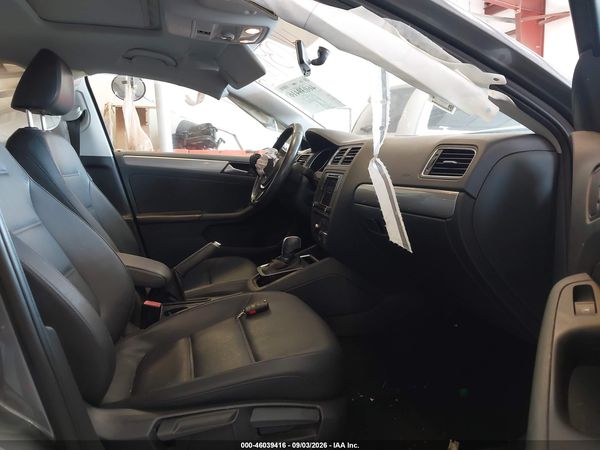 2017 VOLKSWAGEN JETTA 1.4T SE — I5