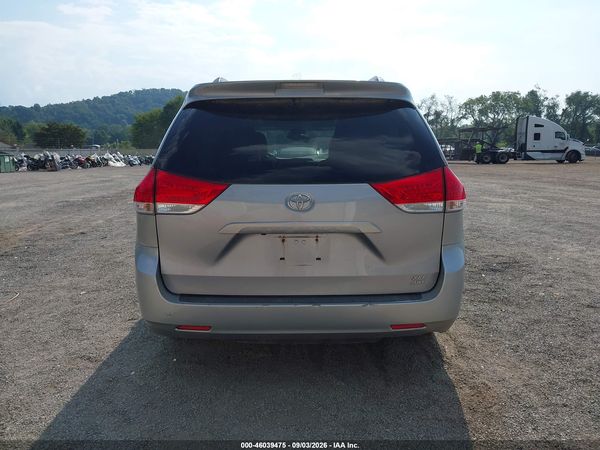 2012 TOYOTA SIENNA XLE 7 PASSENGER
