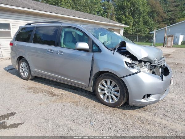 2012 TOYOTA SIENNA XLE 7 PASSENGER