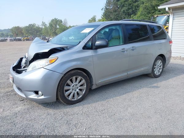 2012 TOYOTA SIENNA XLE 7 PASSENGER