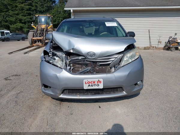 2012 TOYOTA SIENNA XLE 7 PASSENGER