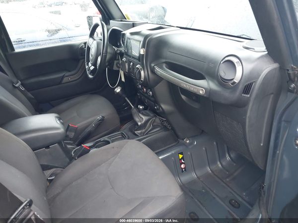 2016 JEEP WRANGLER UNLIMITED SPORT — I5