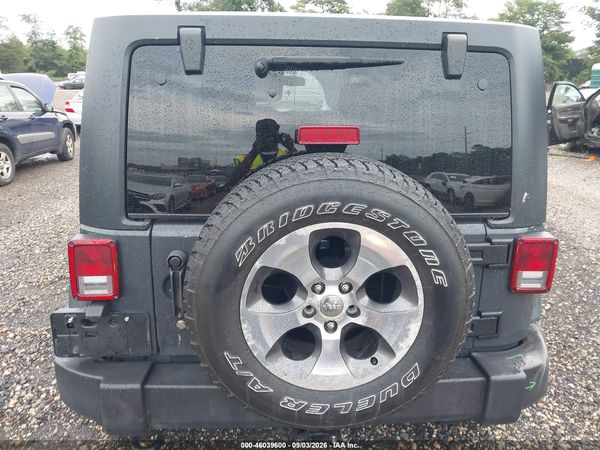 2016 JEEP WRANGLER UNLIMITED SPORT — I119