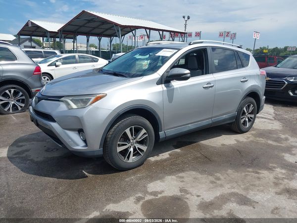2018 TOYOTA RAV4 XLE — I2