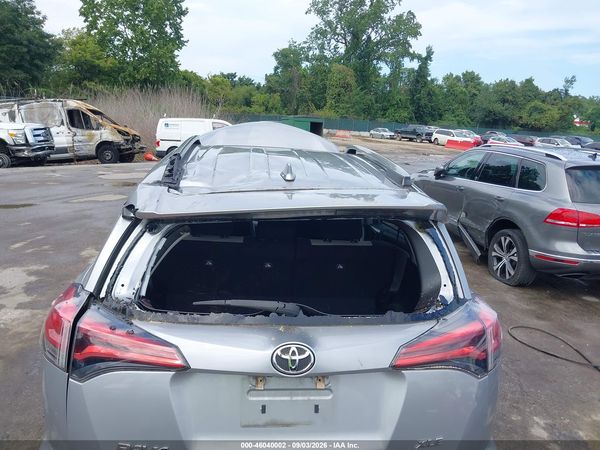 2018 TOYOTA RAV4 XLE — I6